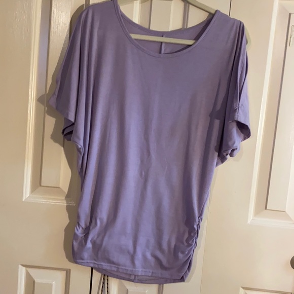 Ladies top - Picture 2 of 4